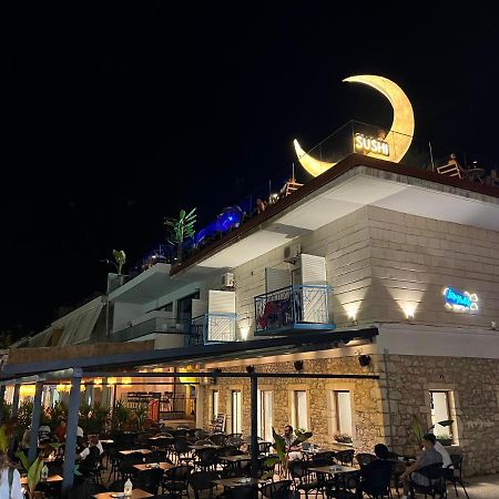 Las Nubes Rooms 希马拉 外观 照片